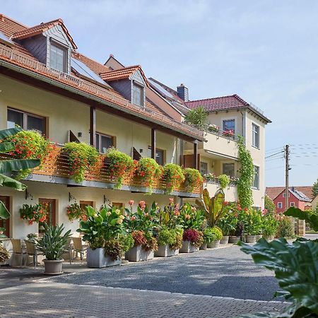Hotel Garni Sonnenhof Reichenberg  Экстерьер фото