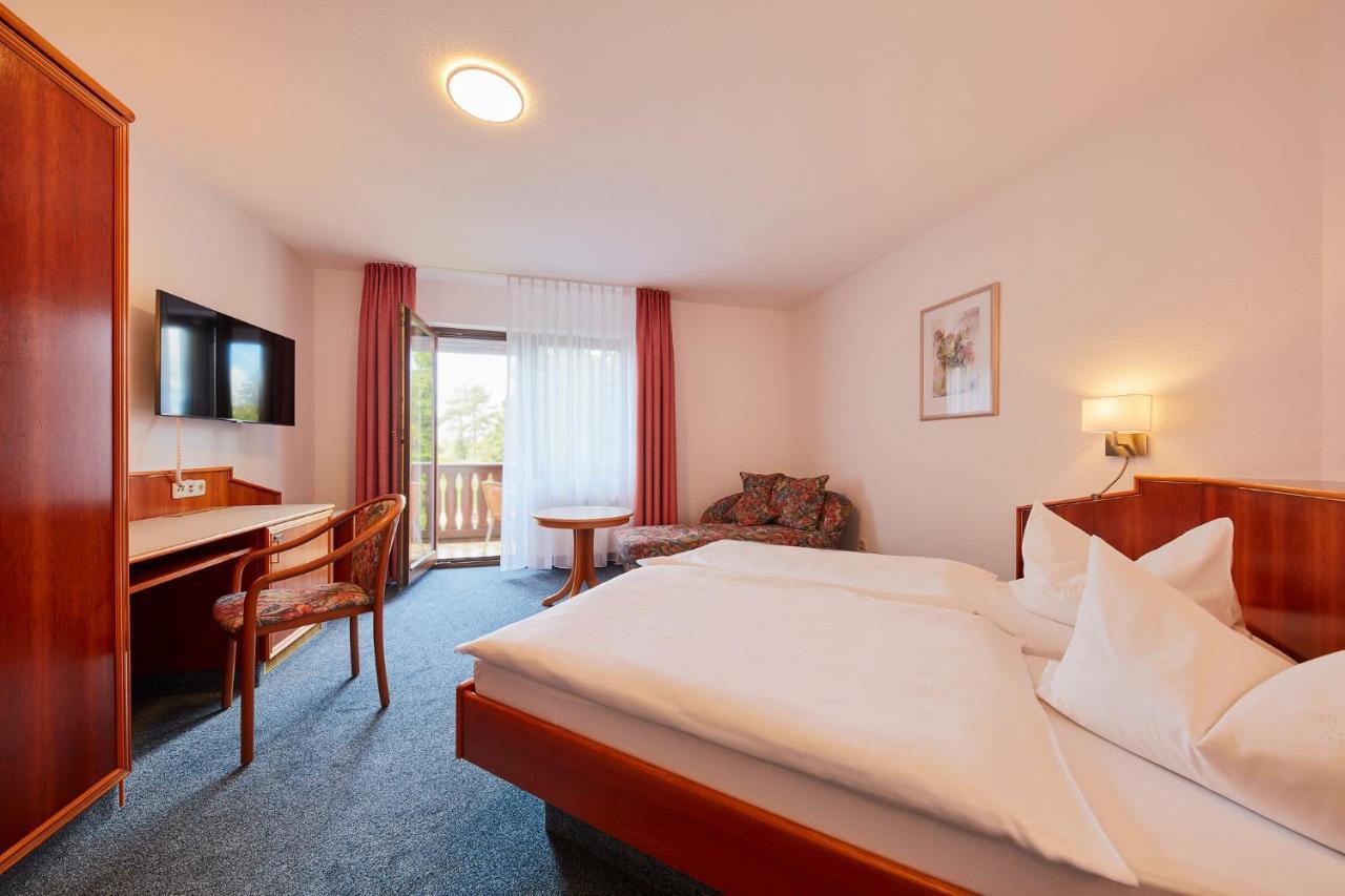 Hotel Garni Sonnenhof Reichenberg  Экстерьер фото