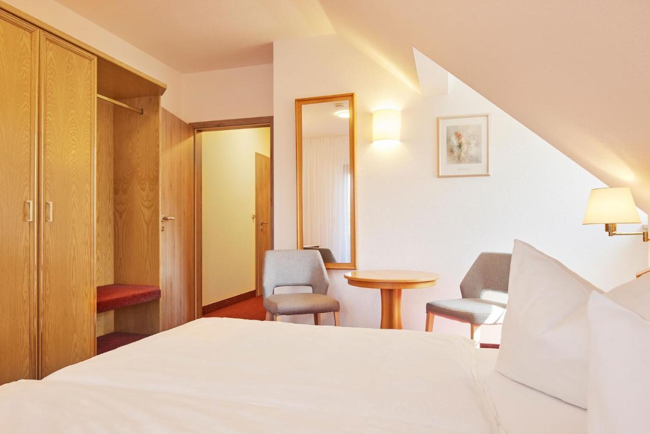 Hotel Garni Sonnenhof Reichenberg  Экстерьер фото