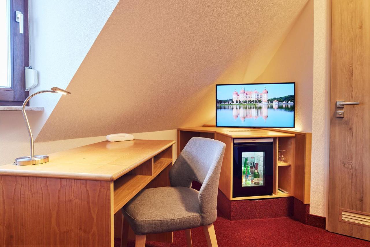 Hotel Garni Sonnenhof Reichenberg  Экстерьер фото