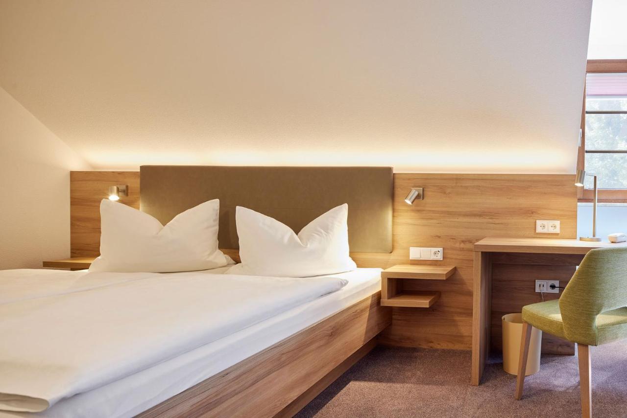 Hotel Garni Sonnenhof Reichenberg  Экстерьер фото