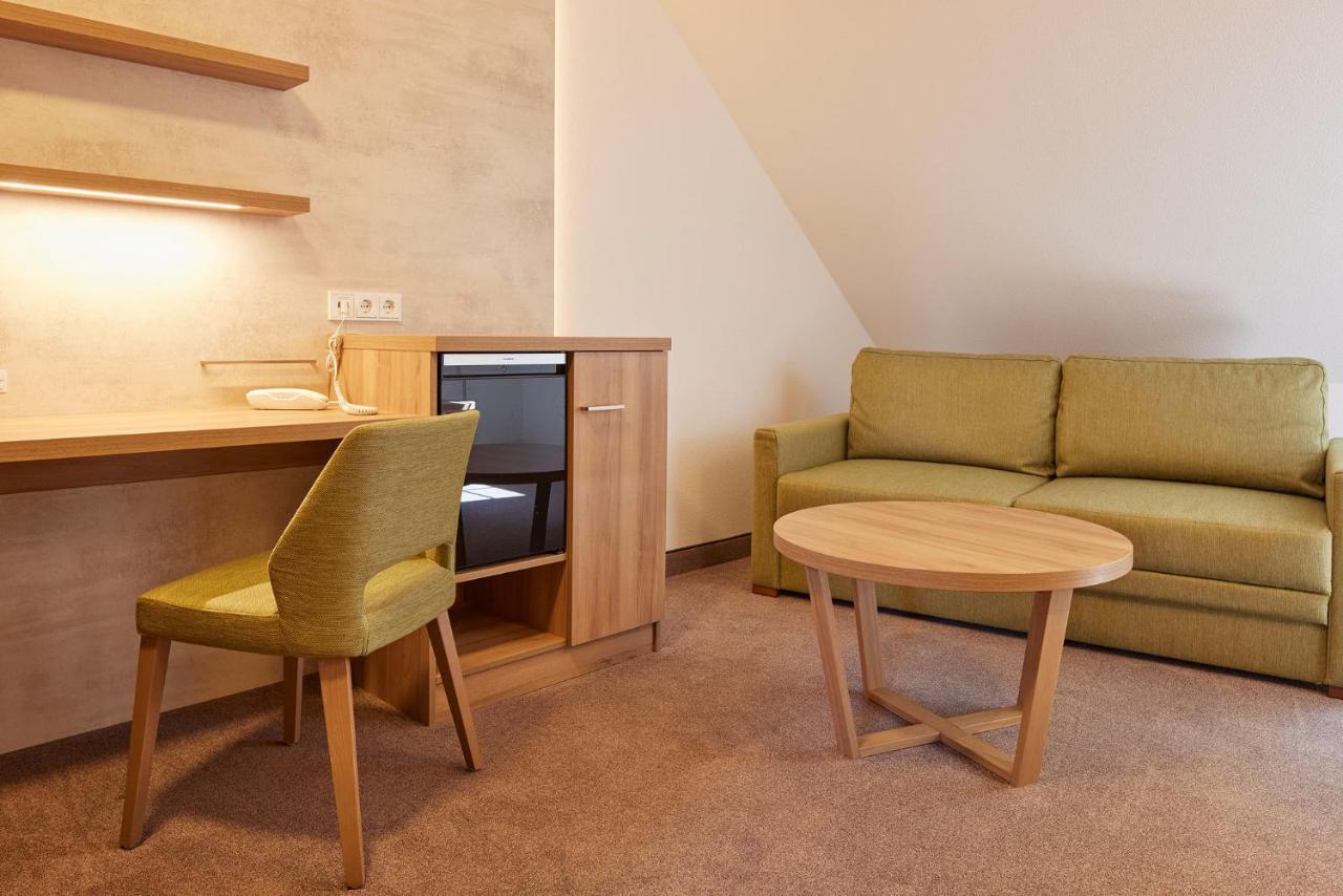 Hotel Garni Sonnenhof Reichenberg  Экстерьер фото