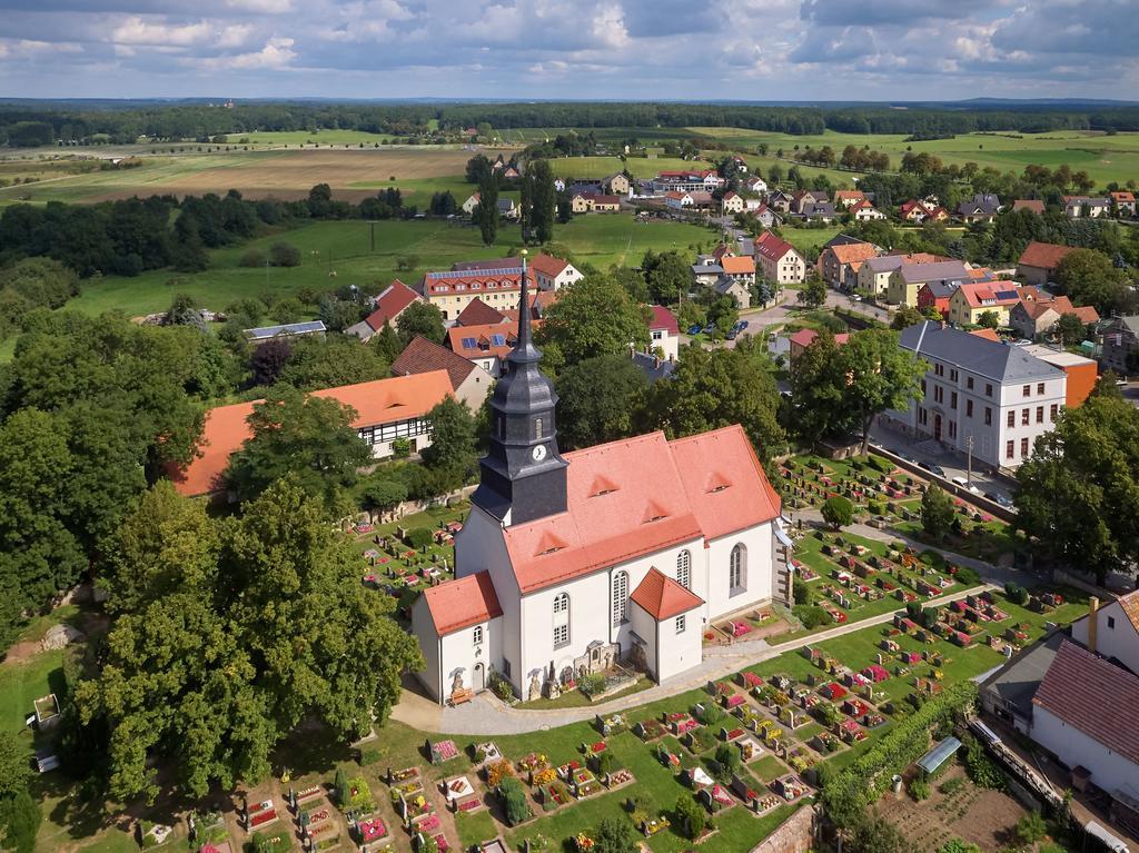 Hotel Garni Sonnenhof Reichenberg  Экстерьер фото