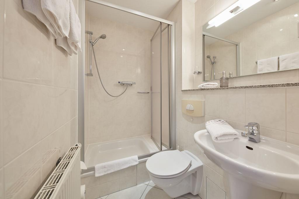 Hotel Garni Sonnenhof Reichenberg  Экстерьер фото