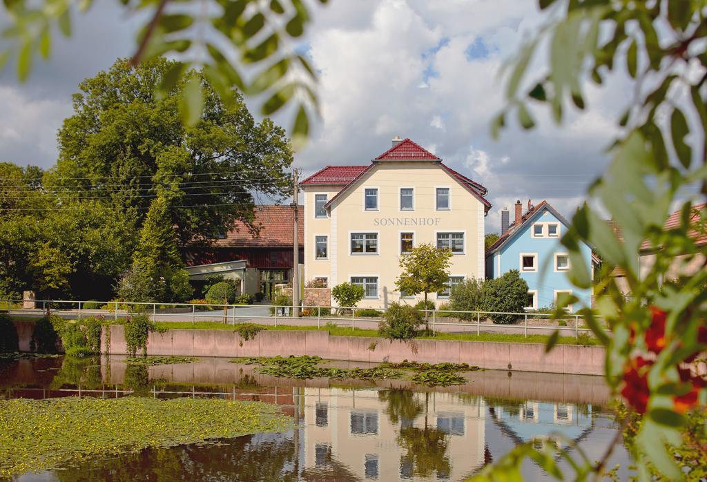 Hotel Garni Sonnenhof Reichenberg  Экстерьер фото